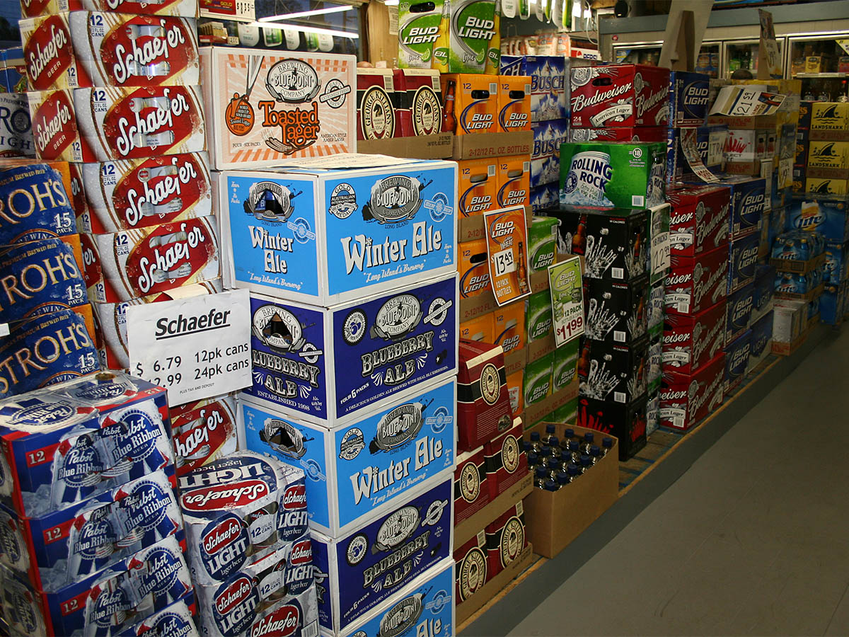 Islip Cold Beer and Beverage